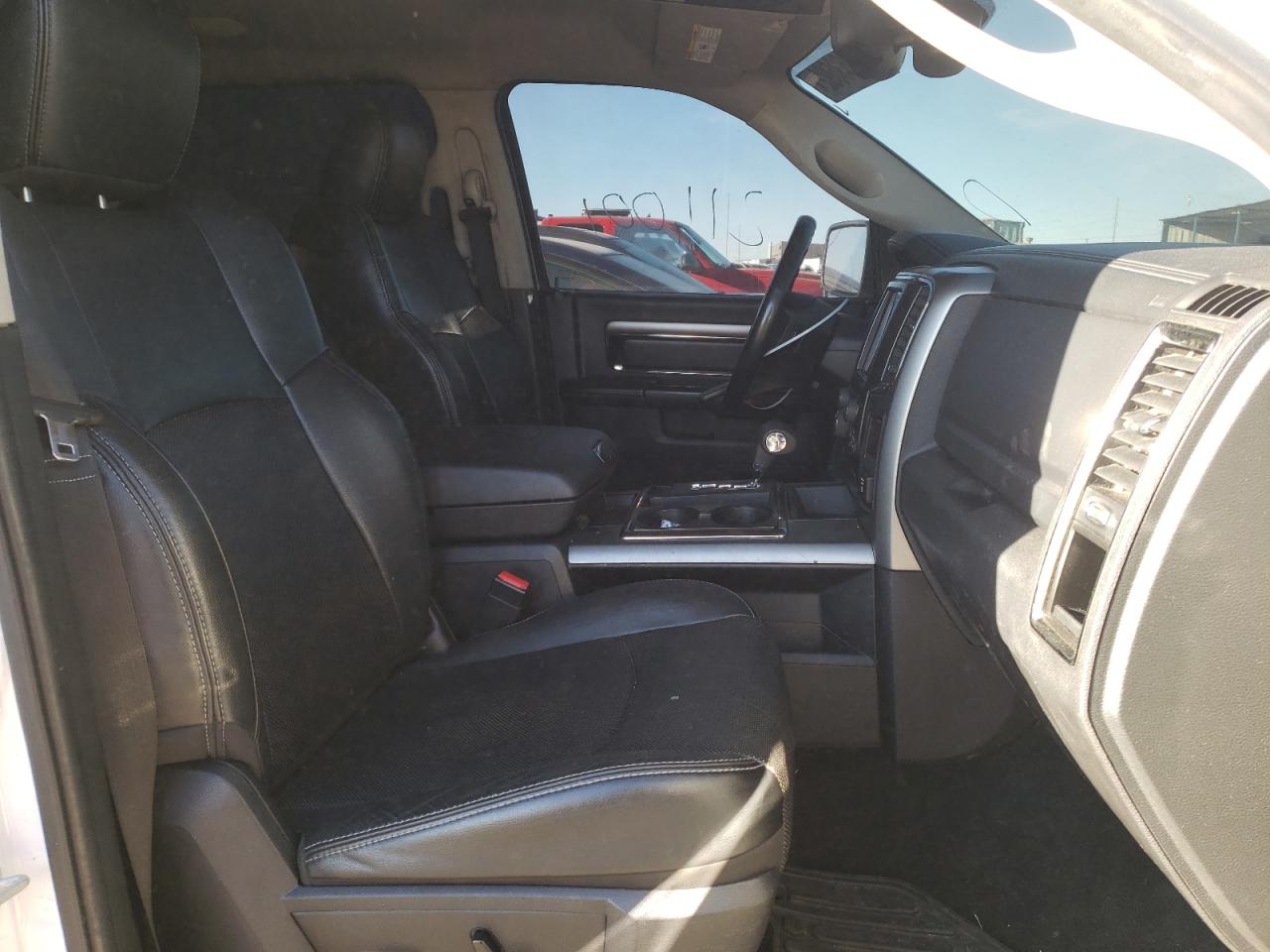 Photo 5 from auction – 2013 RAM 1500 SPORT with VIN 1C6RR7MT0DS556661