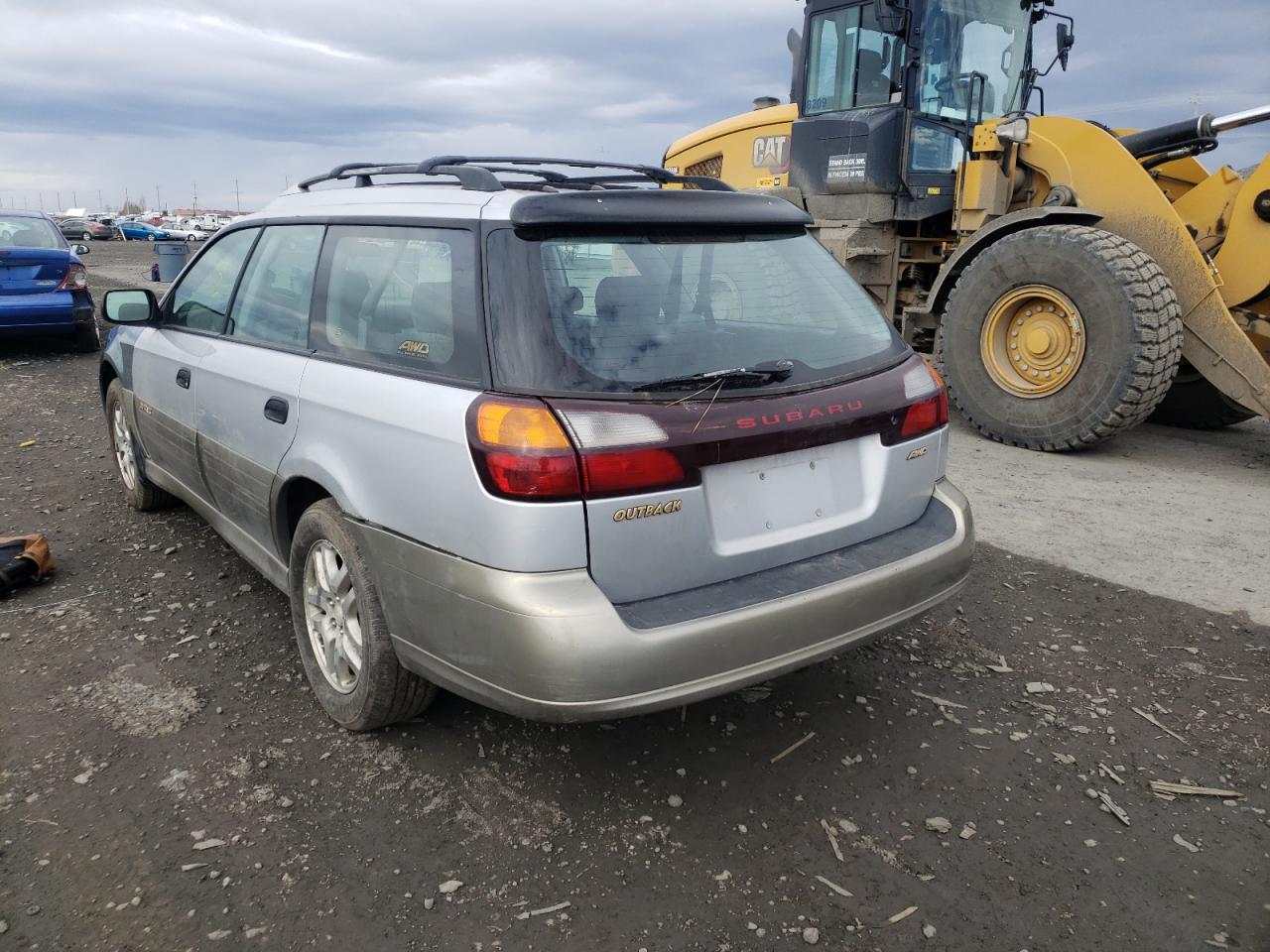 Photo 3 from auction – 2003 SUBARU LEGACY OUT with VIN 4S3BH675437658874