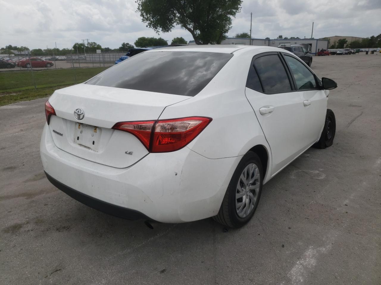 Photo 4 from auction – 2019 TOYOTA COROLLA L with VIN 2T1BURHEXKC214911