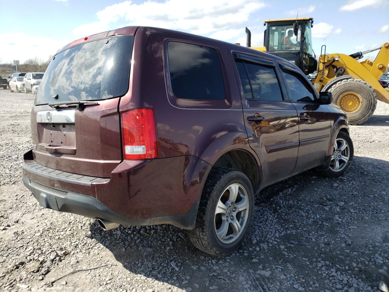 Photo 4 from auction – 2012 HONDA PILOT EXL with VIN 5FNYF3H53CB027413