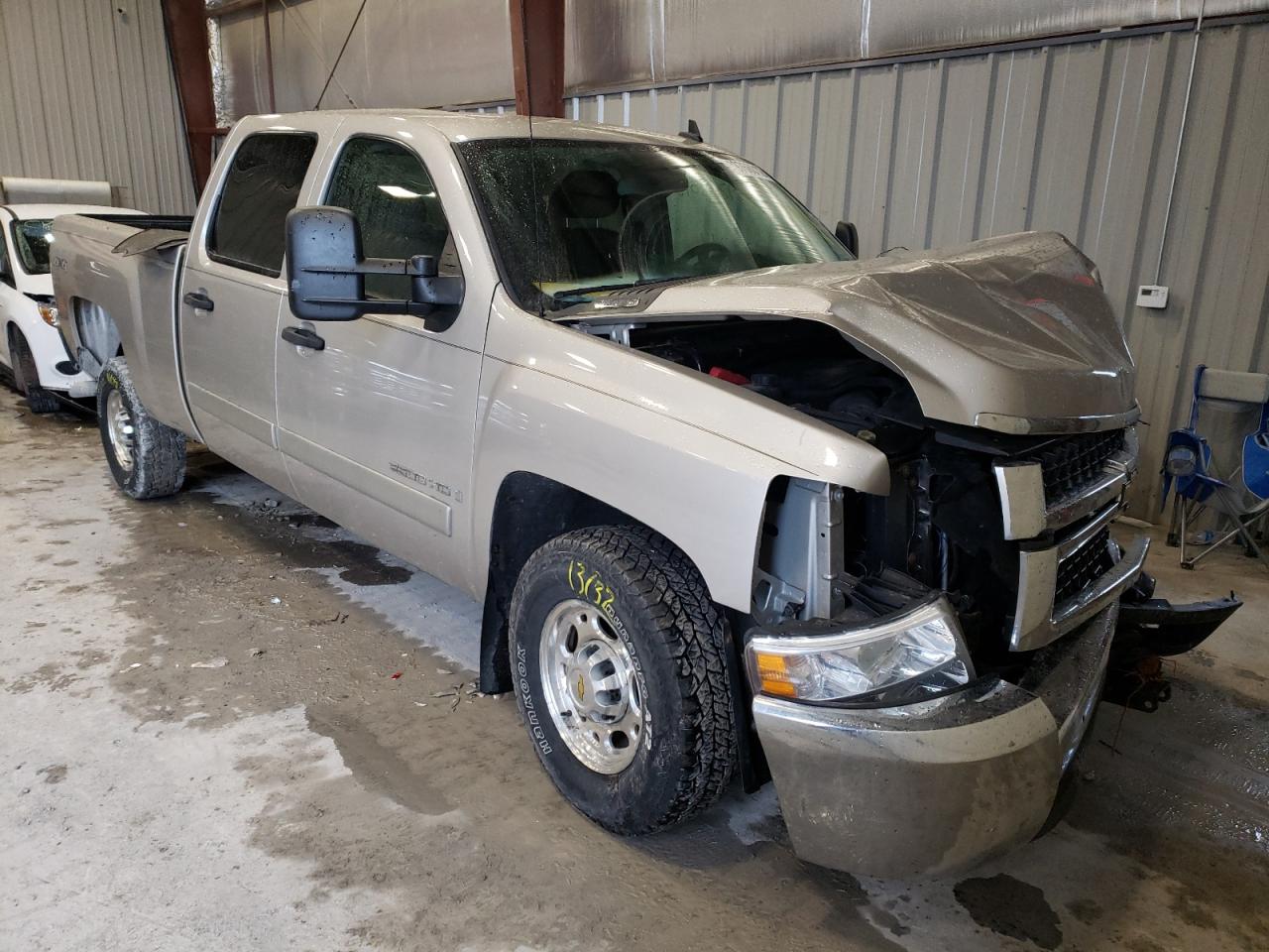 CHEVROLET SILVERADO 2008 with VIN 1GCHK23K48F129440 - Photo from auction