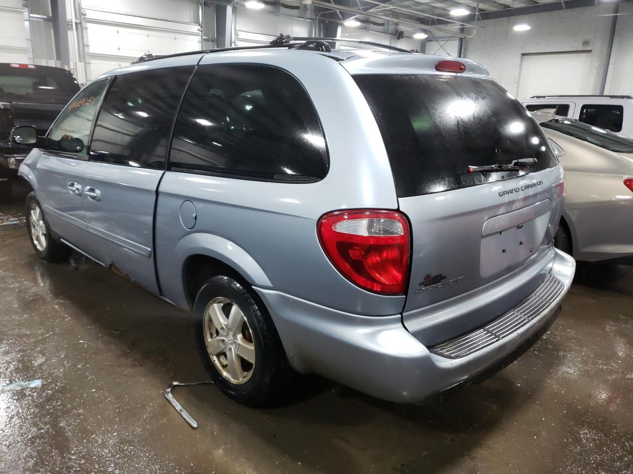 Photo 3 from auction – 2006 DODGE GRAND CARA with VIN 2D4GP44LX6R646637