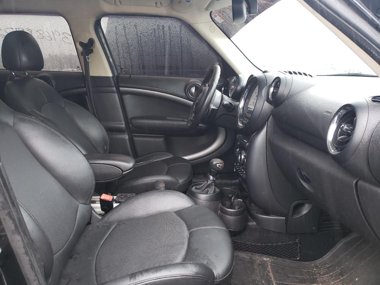 Photo 5 from auction – 2013 MINI COOPER S C with VIN WMWZC5C51DWP33659