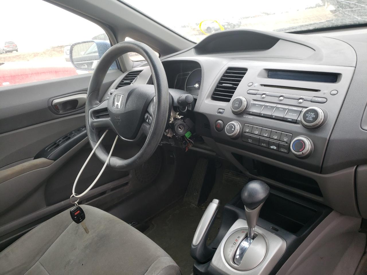 Photo 9 from auction – 2008 HONDA CIVIC LX with VIN 2HGFA16518H021870