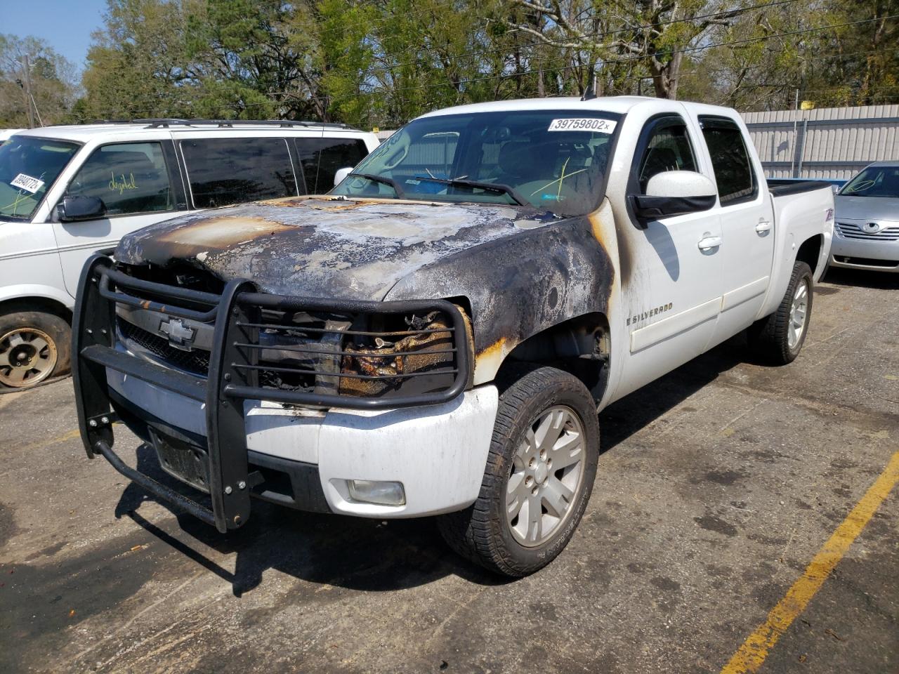 Photo 2 from auction – 2008 CHEVROLET SILVERADO with VIN 3GCEK13J28G265908