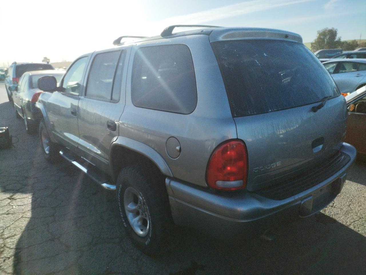Photo 3 from auction – 2000 DODGE DURANGO with VIN 1B4HS28N5YF140575