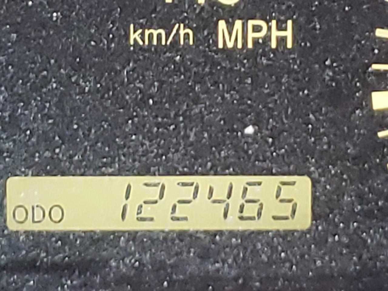 Photo 8 from auction – 2000 LEXUS E5 300 with VIN JT6HF10U8Y0132968