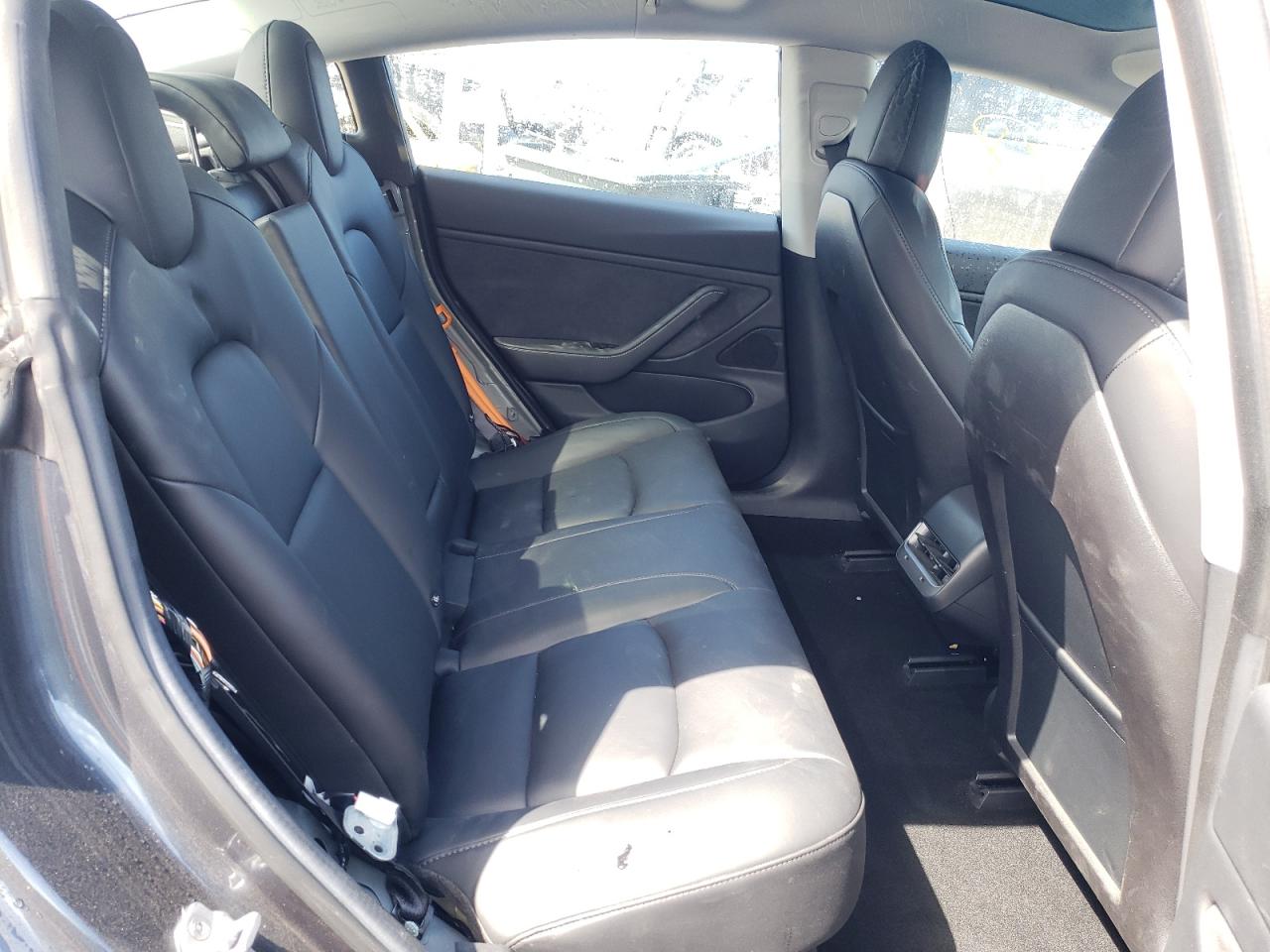 Photo 6 from auction – 2018 TESLA MODEL 3 with VIN 5YJ3E1EA5JF030460