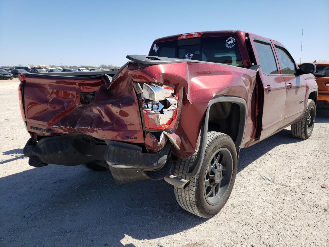 Photo 4 from auction – 2017 GMC SIERRA C15 with VIN 3GTP1MEC8HG292252