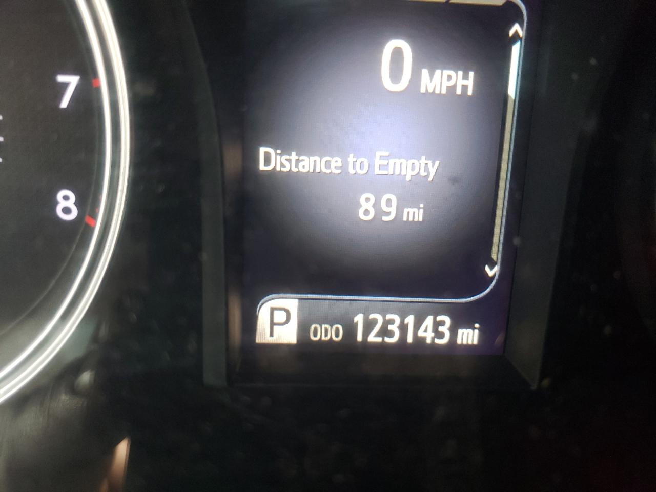 Photo 8 from auction – 2016 TOYOTA CAMRY LE with VIN 4T1BF1FK3GU205168