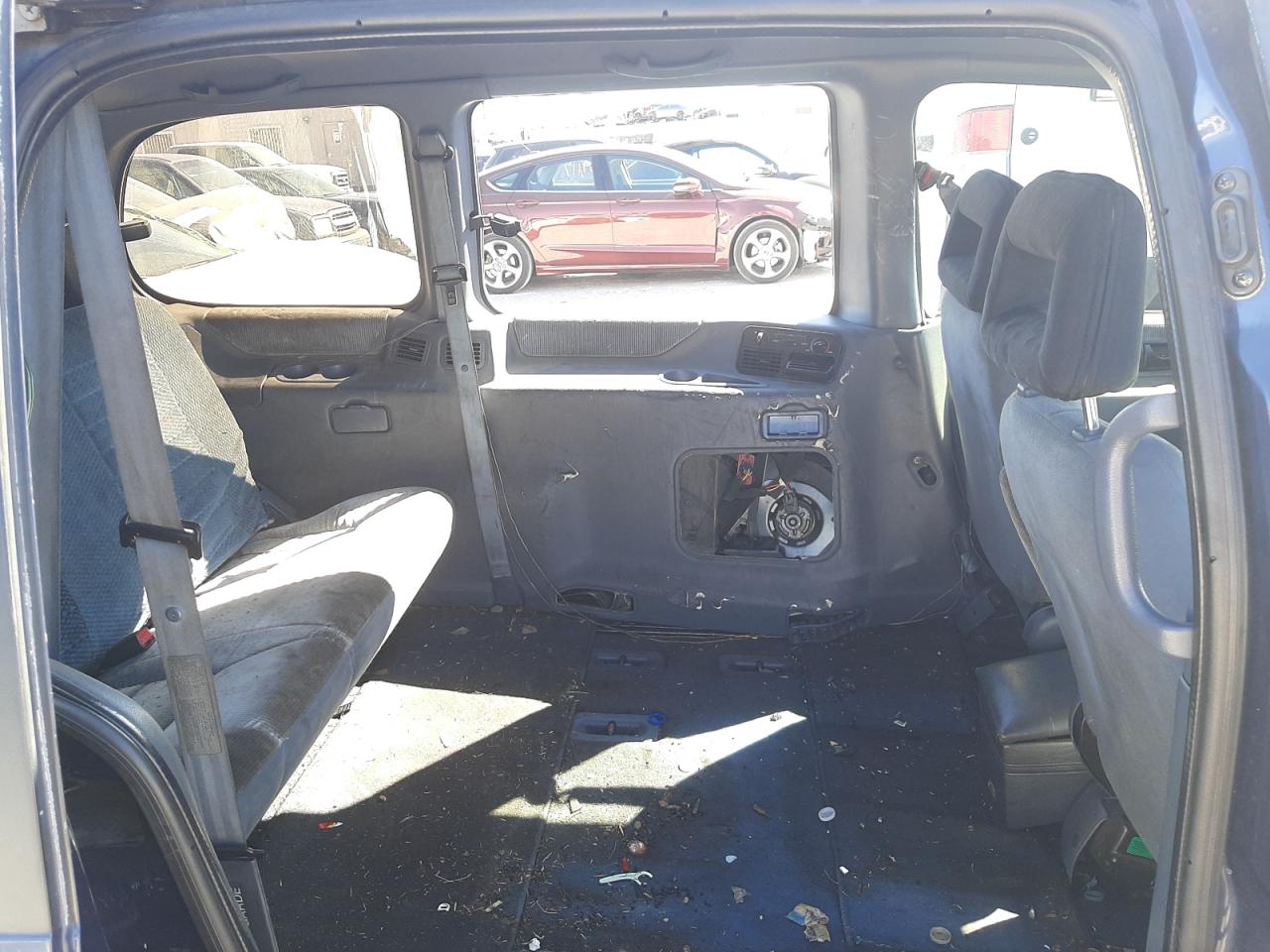 Photo 6 from auction – 1995 NISSAN QUEST XE with VIN 4N2DN11W2SD838079