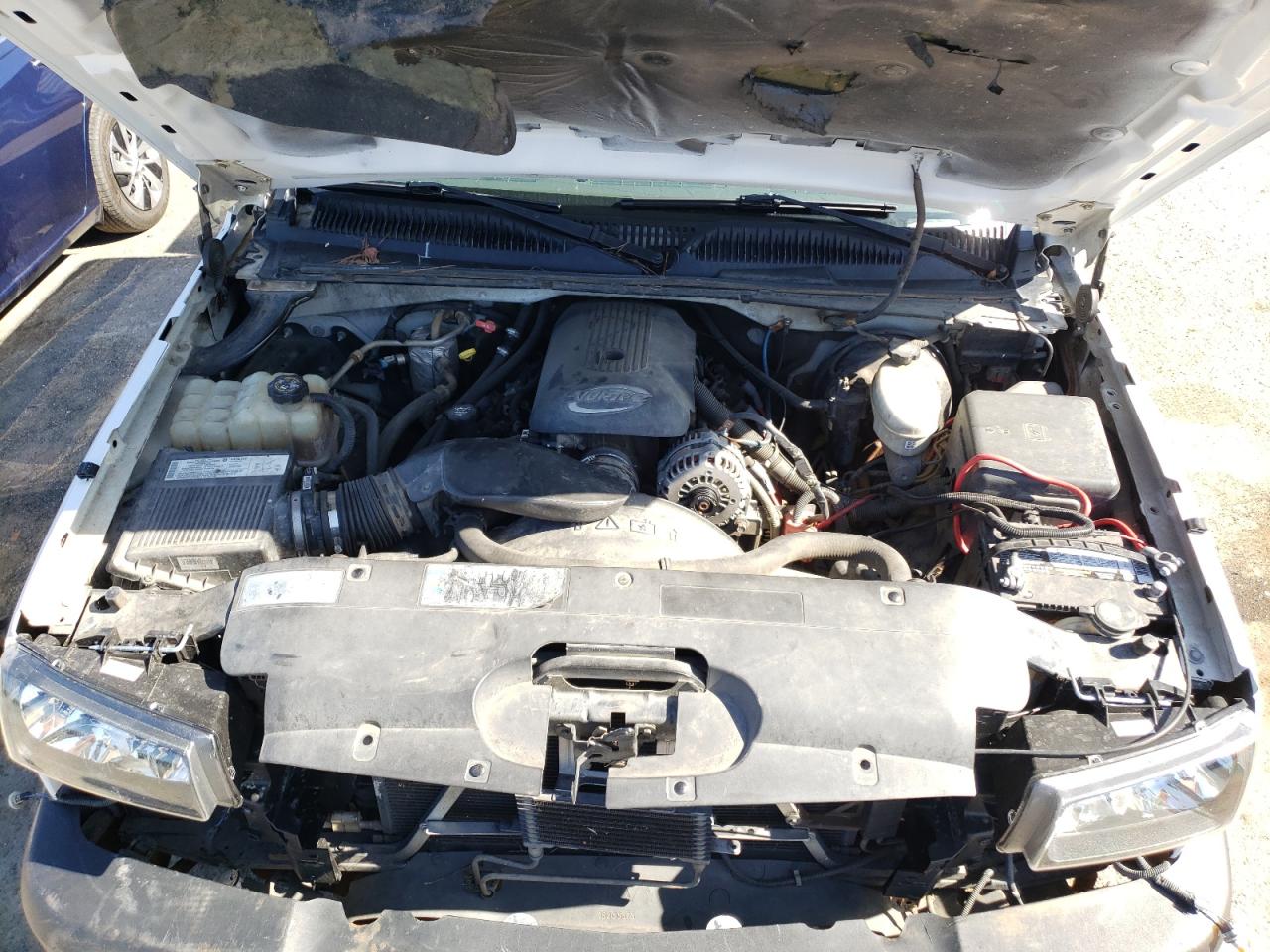 Photo 7 from auction – 2004 CHEVROLET SILVERADO with VIN 2GCEC19T741161679