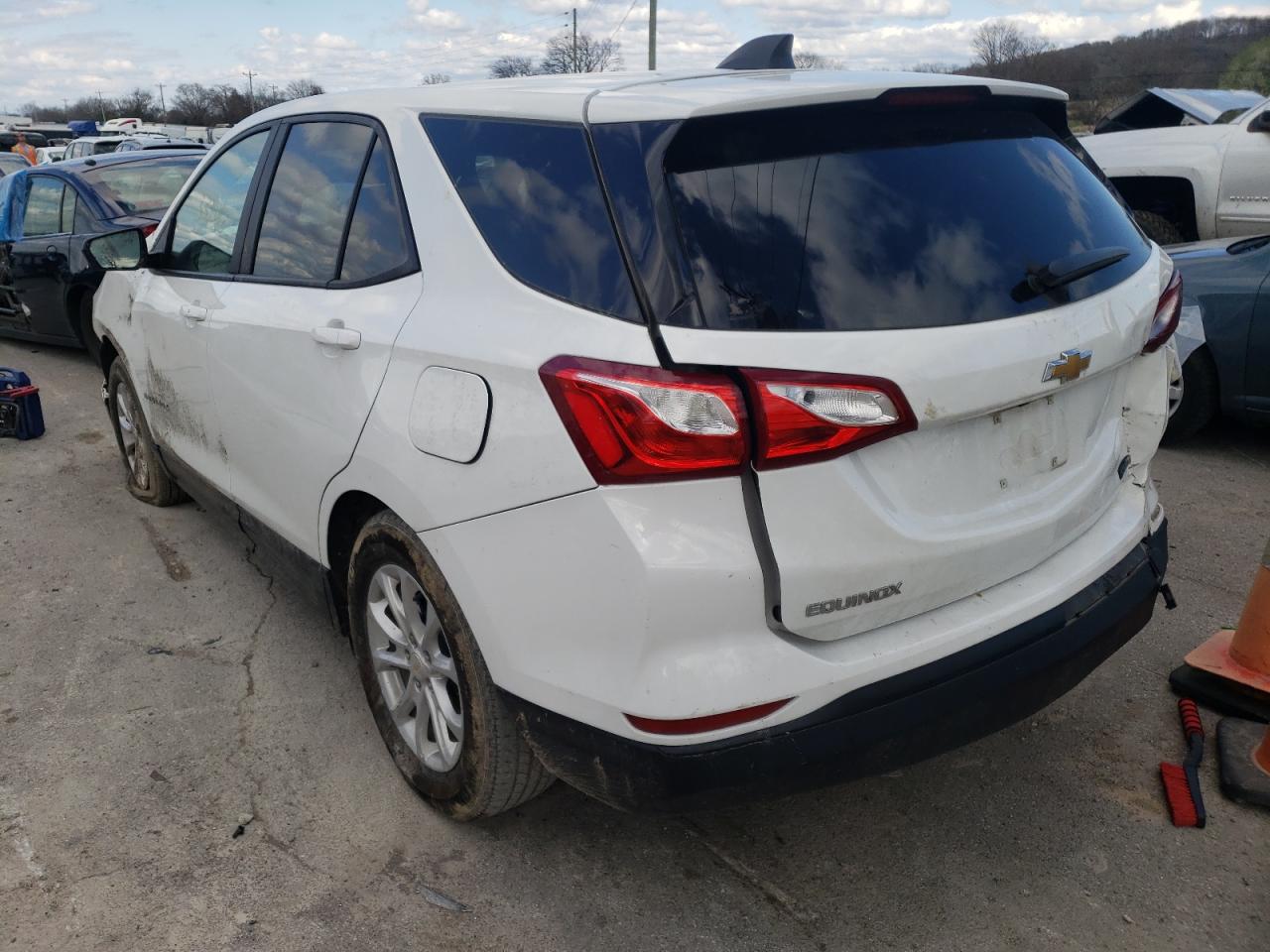 Photo 3 from auction – 2020 CHEVROLET EQUINOX LS with VIN 3GNAXHEV0LS600718