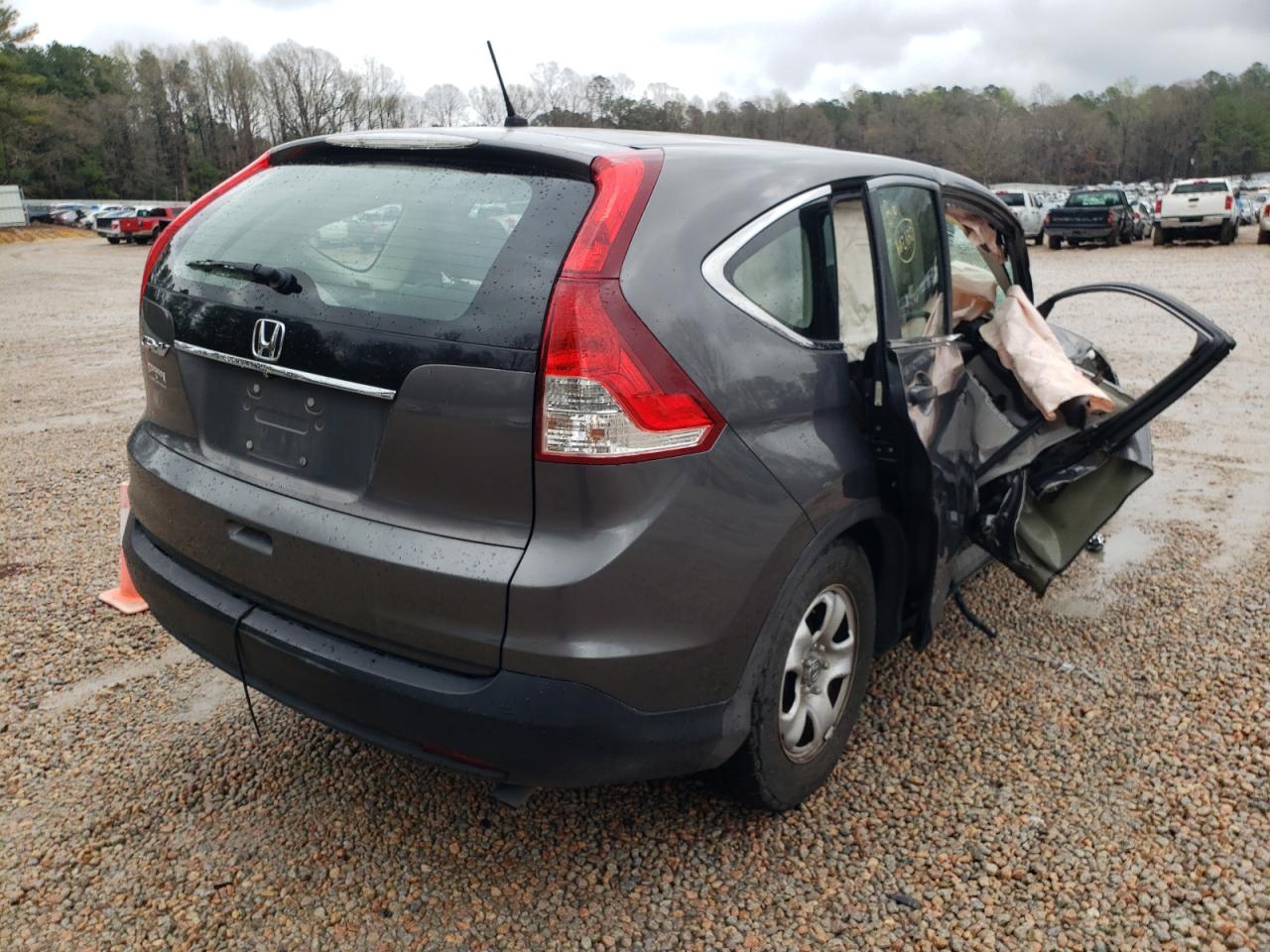 Photo 4 from auction – 2013 HONDA CR-V LX with VIN 2HKRM3H31DH515593