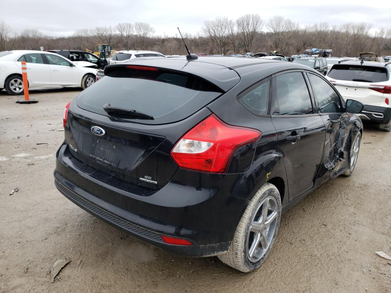 Photo 4 from auction – 2012 FORD FOCUS SE with VIN 1FAHP3K29CL429113