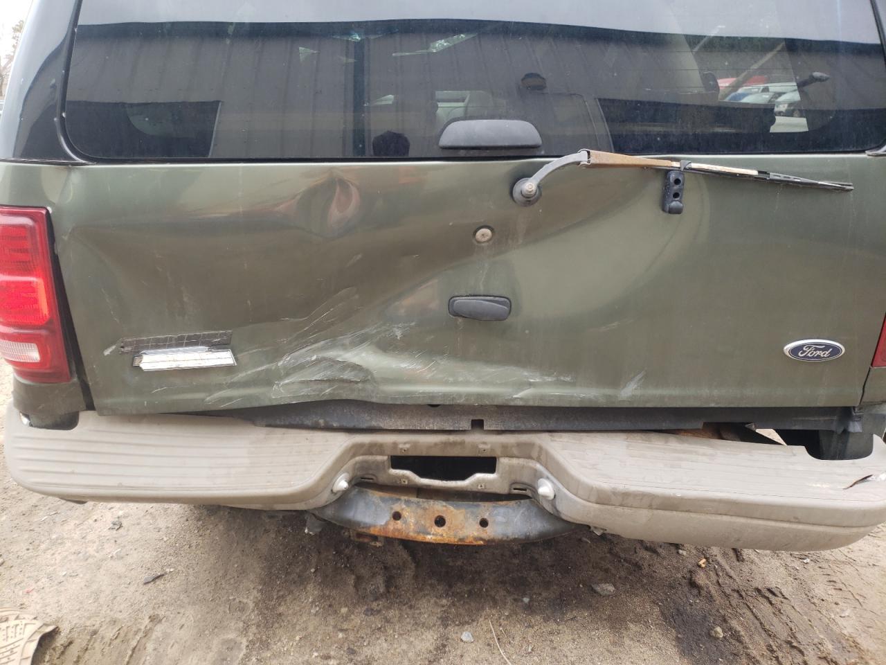Photo 9 from auction – 2000 FORD EXPEDITION with VIN 1FMPU18L9YLA00656