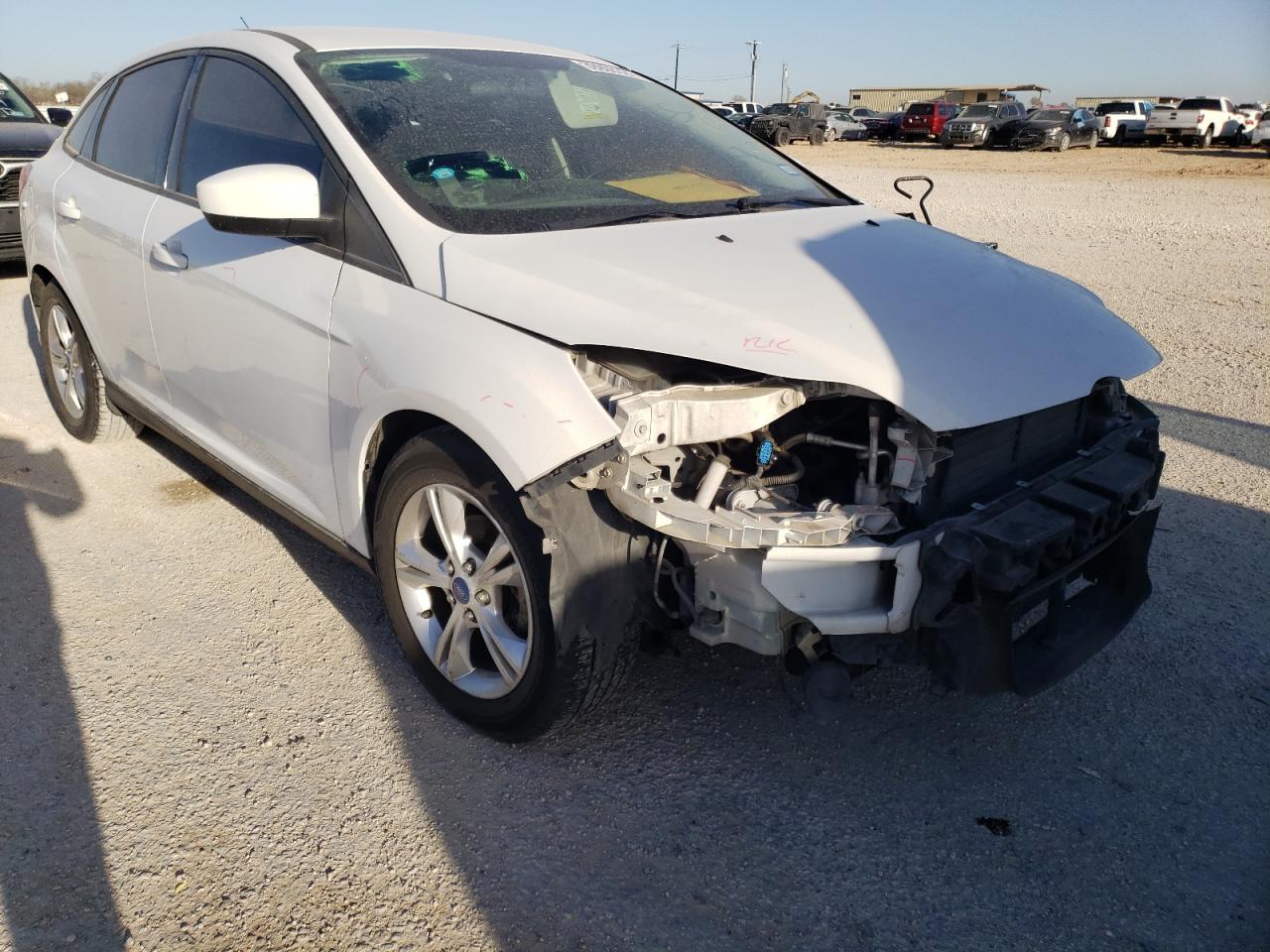 FORD FOCUS SE 2012 with VIN 1FAHP3F27CL272904 - Photo from auction