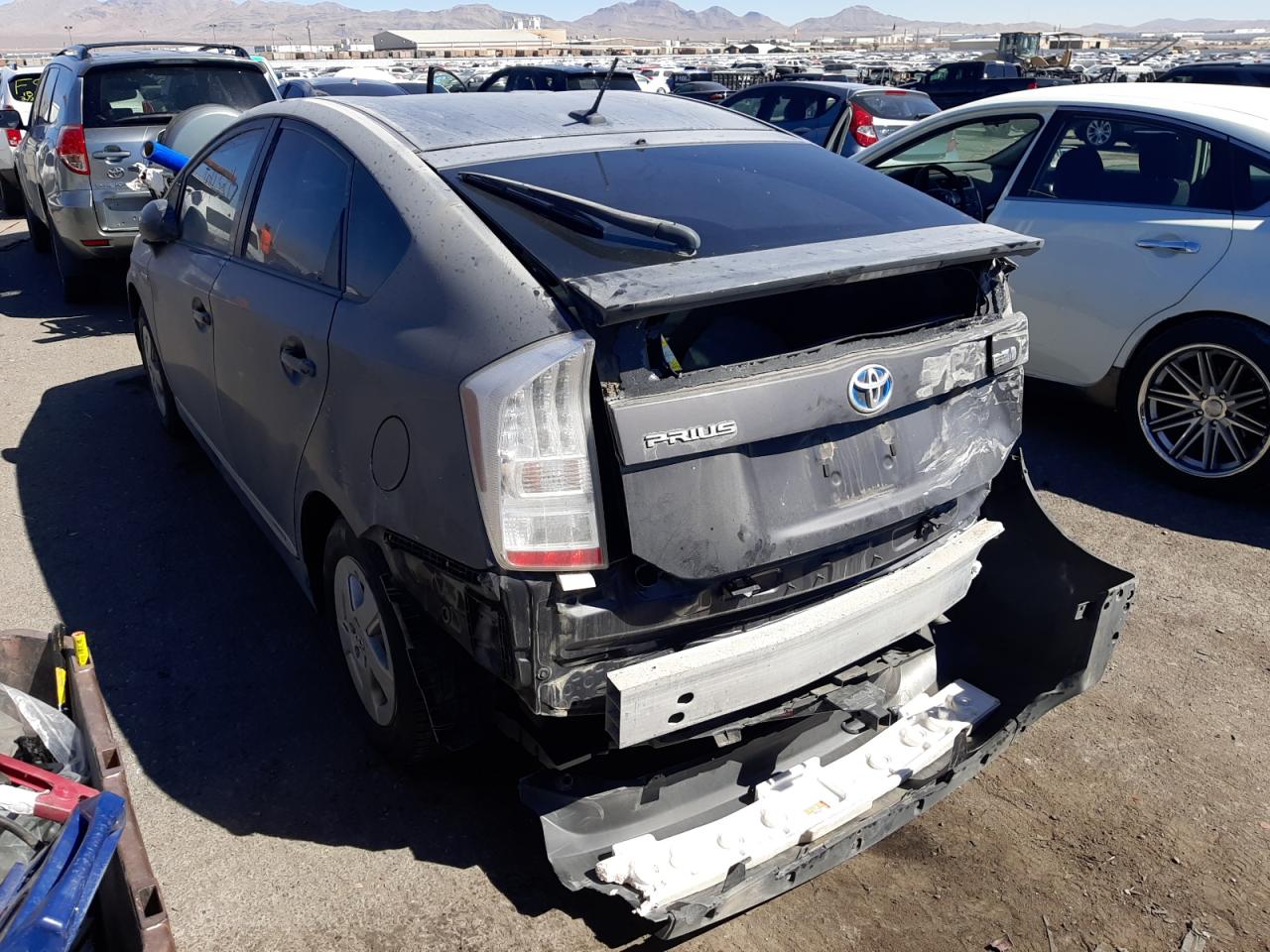 Photo 3 from auction – 2011 TOYOTA PRIUS with VIN JTDKN3DU7B1434941