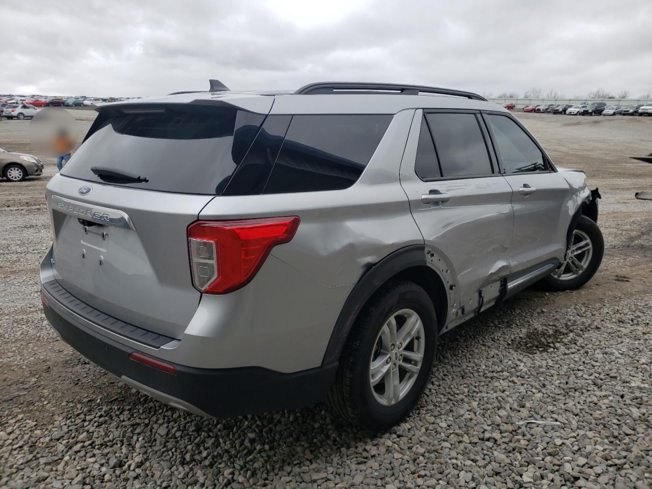 Photo 4 from auction – 2021 FORD EXPLORER X with VIN 1FMSK7DH3MGA60911