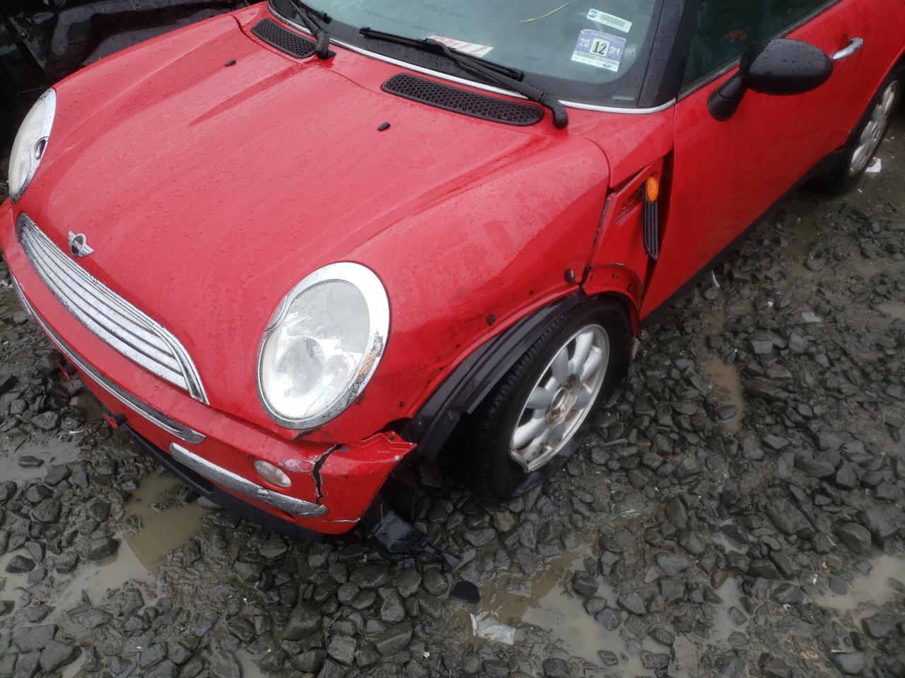 Photo 9 from auction – 2004 MINI COOPER with VIN WMWRC33474TJ55290