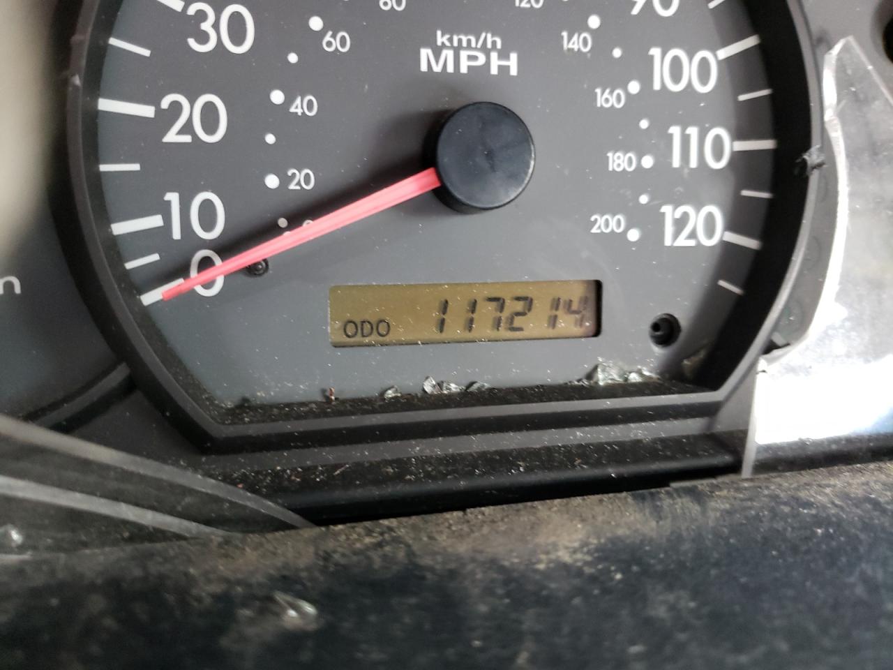 Photo 8 from auction – 2004 KIA RIO CINCO with VIN KNADC165X46225818