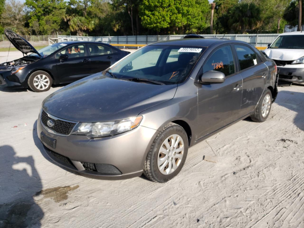 صورة رقم 2 من المزاد - 2012 KIA FORTE EX مع VIN KNAFU4A20C5506888