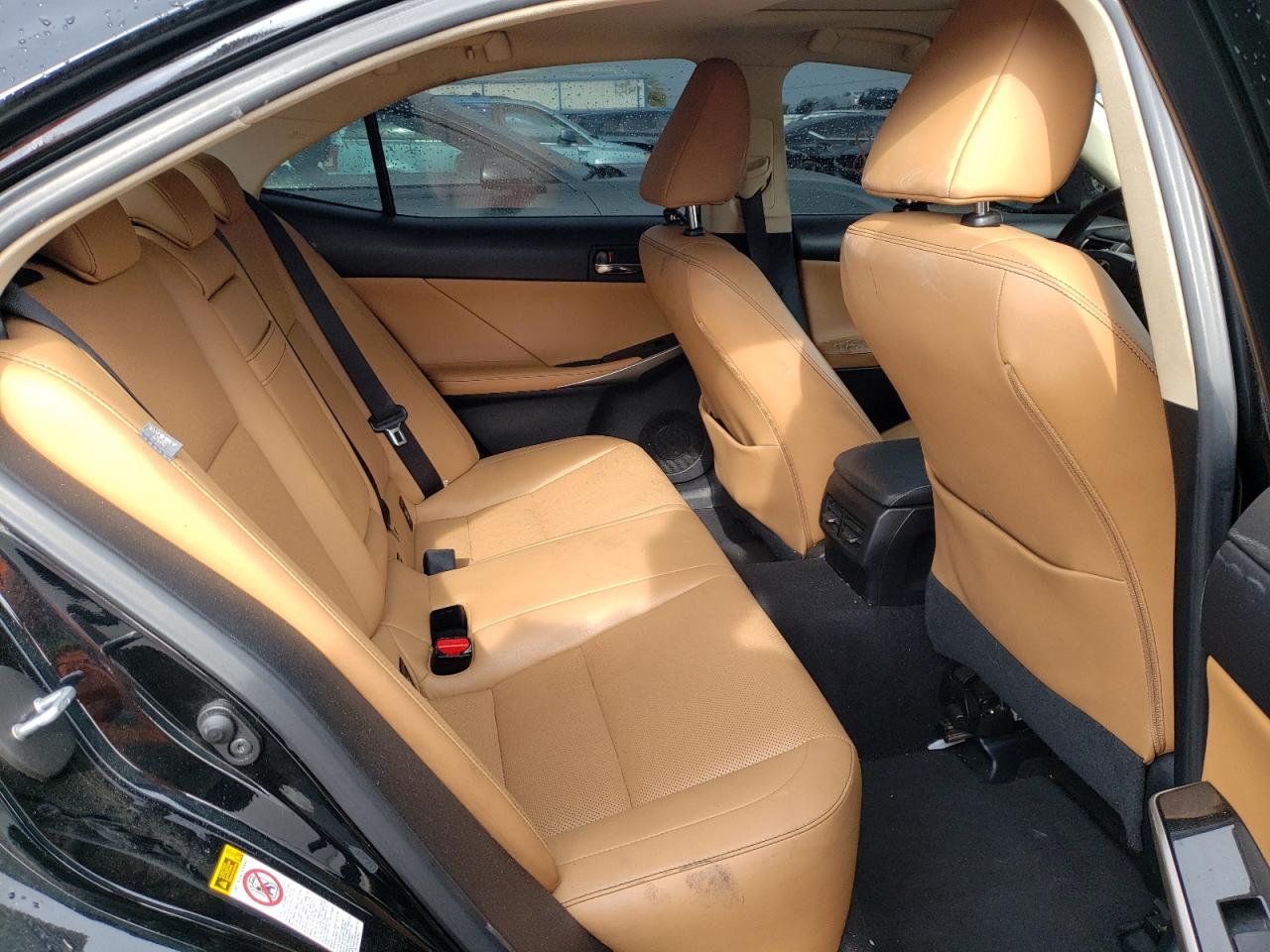 Photo 6 from auction – 2016 LEXUS IS 200T with VIN JTHBA1D23G5020522