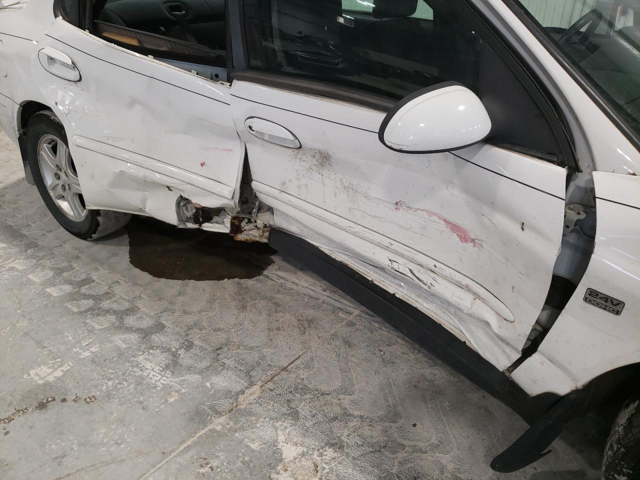 Photo 9 from auction – 2000 FORD TAURUS SEL with VIN 1FAFP56S2YA209442