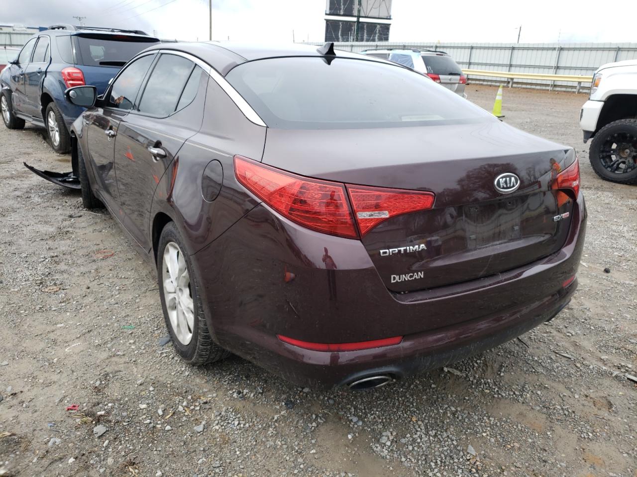 Photo 3 from auction – 2011 KIA OPTIMA EX with VIN KNAGN4A74B5115139