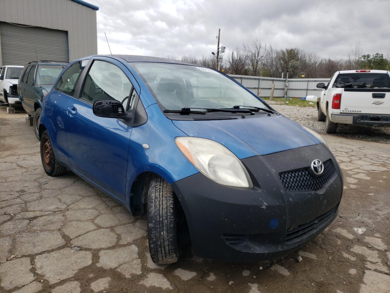 TOYOTA YARIS 2008 with VIN JTDJT923485147802 - Photo from auction