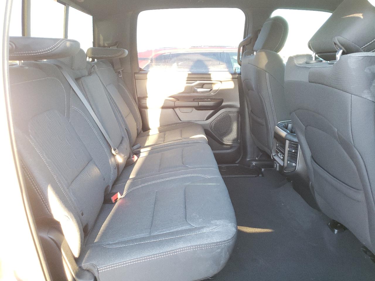 Photo 6 from auction – 2019 RAM 1500 BIG H with VIN 1C6RREFT8KN616814