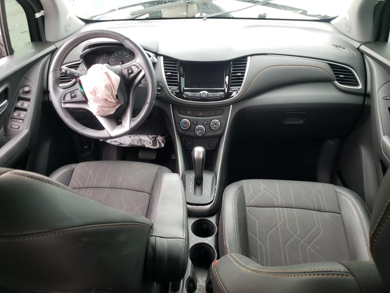 Photo 9 from auction – 2020 CHEVROLET TRAX 1LT with VIN KL7CJLSB2LB073984