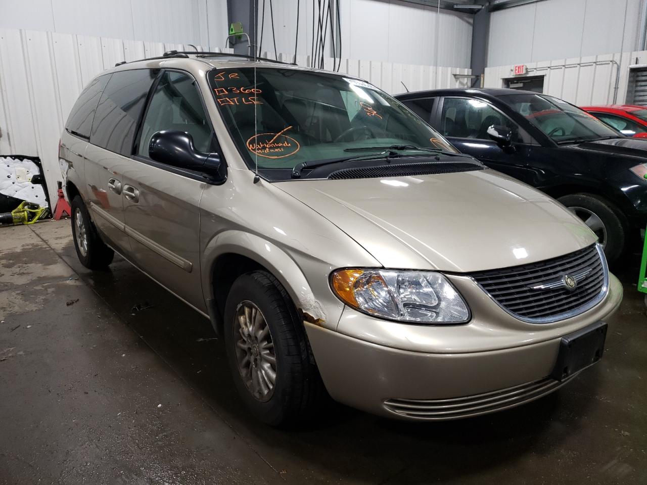 CHRYSLER TOWN & COU 2004 with VIN 2C4GP54L74R573758 - Photo from auction