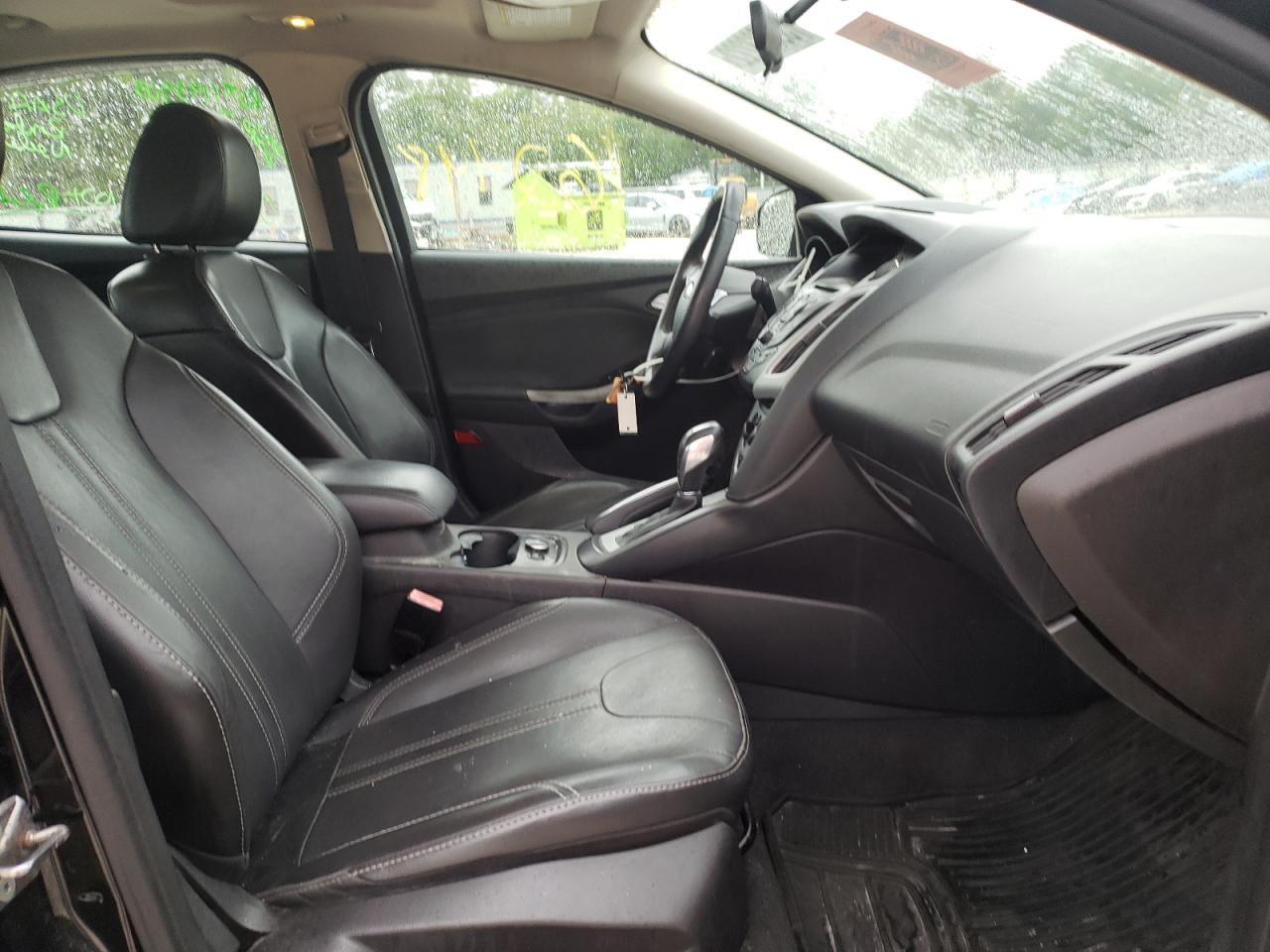 Photo 5 from auction – 2013 FORD FOCUS SE with VIN 1FADP3F21DL232317