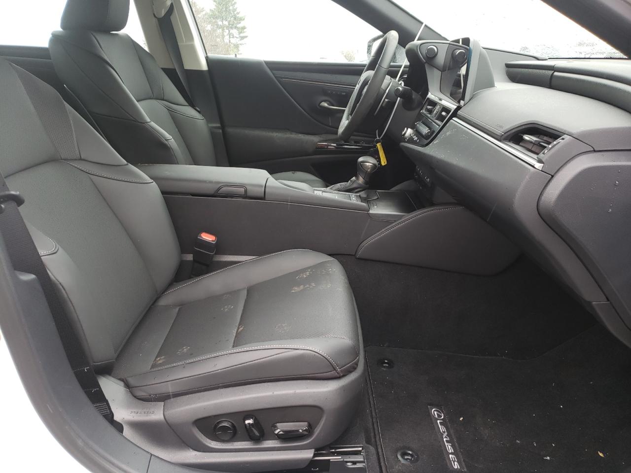 Photo 5 from auction – 2022 LEXUS ES with VIN 58ADZ1B11NU111518