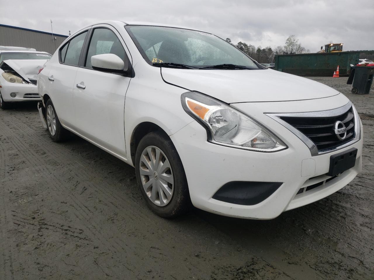 NISSAN VERSA S 2017 with VIN 3N1CN7AP8HK456094 - Photo from auction