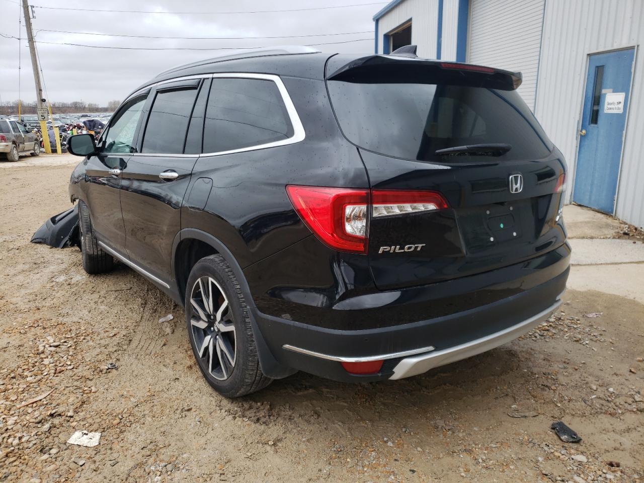 Photo 3 from auction – 2019 HONDA PILOT ELIT with VIN 5FNYF6H06KB020654