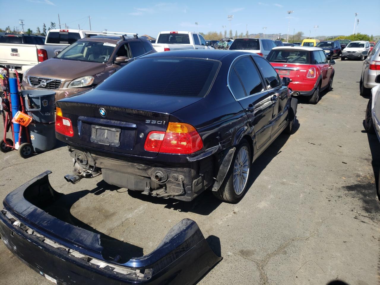 Photo 4 from auction – 2001 BMW 330 I with VIN WBAAV53401FJ71246