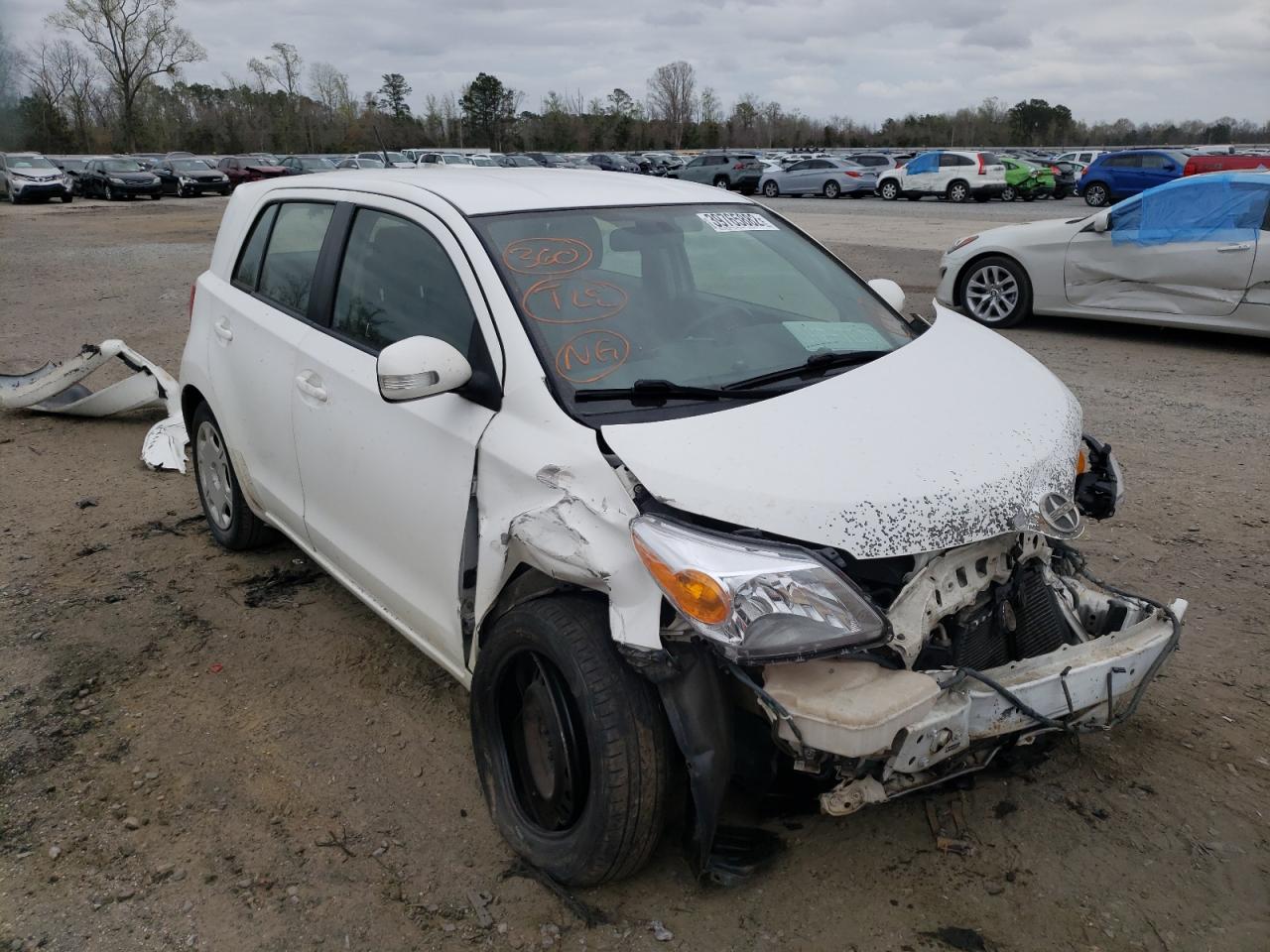 TOYOTA SCION XD 2008 with VIN JTKKU10418J019175 - Photo from auction