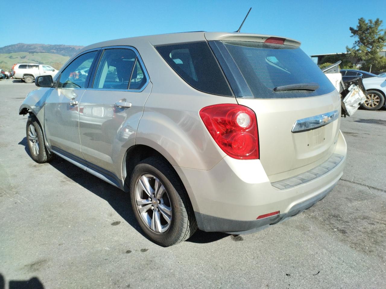 Photo 3 from auction – 2014 CHEVROLET EQUINOX LS with VIN 2GNALAEK3E1116484