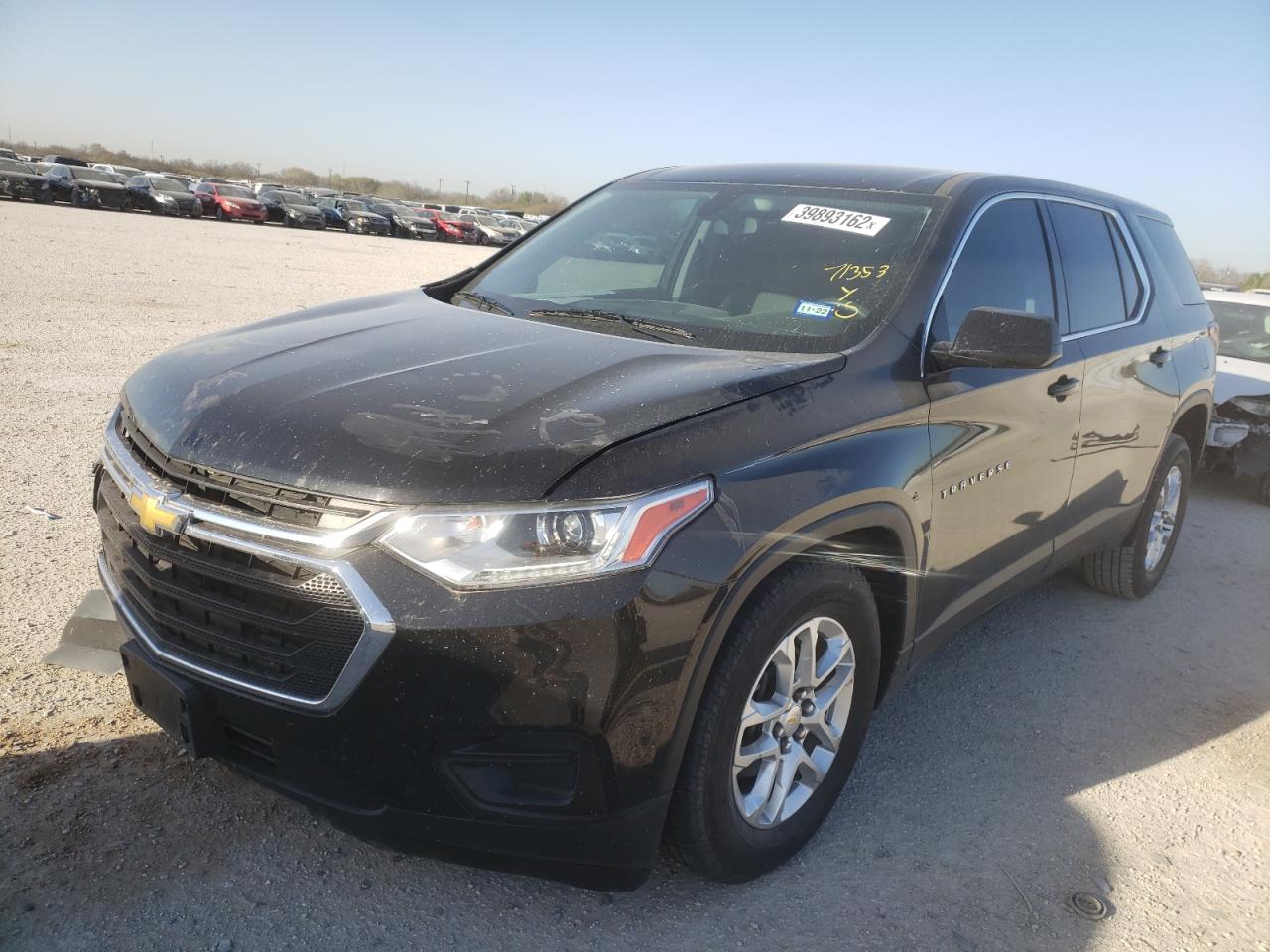 Photo 2 from auction – 2018 CHEVROLET TRAVERSE L with VIN 1GNERFKW5JJ132853