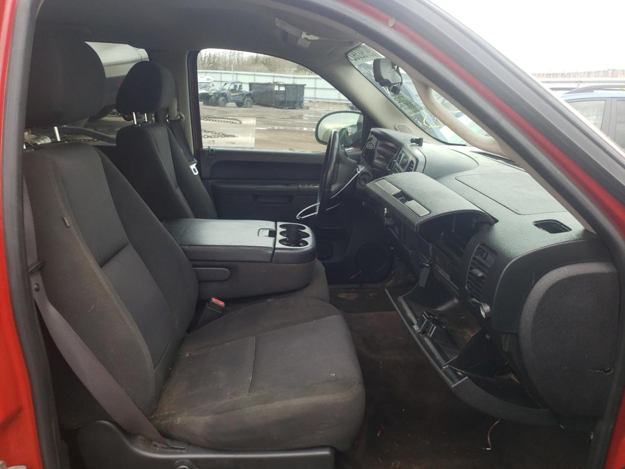 Photo 5 from auction – 2011 CHEVROLET SILVERADO with VIN 3GCPKSE3XBG203614