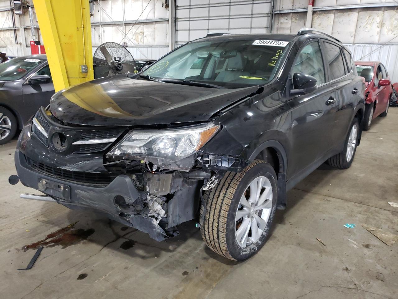 Photo 2 from auction – 2014 TOYOTA RAV4 LIMIT with VIN 2T3DFREV7EW133561