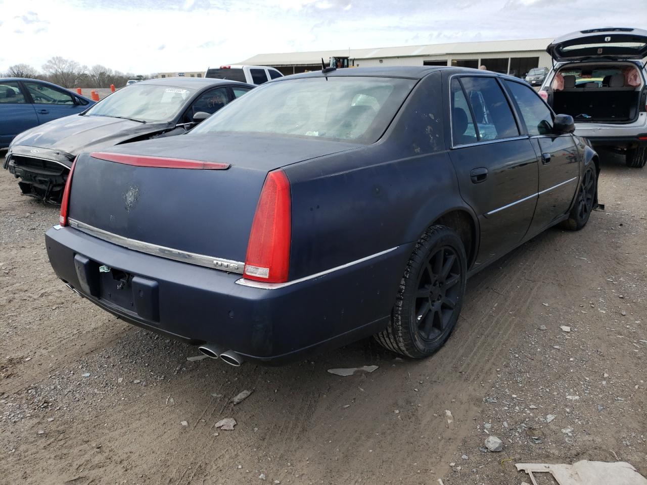 Photo 4 from auction – 2006 CADILLAC DTS with VIN 1G6KD579X6U110170