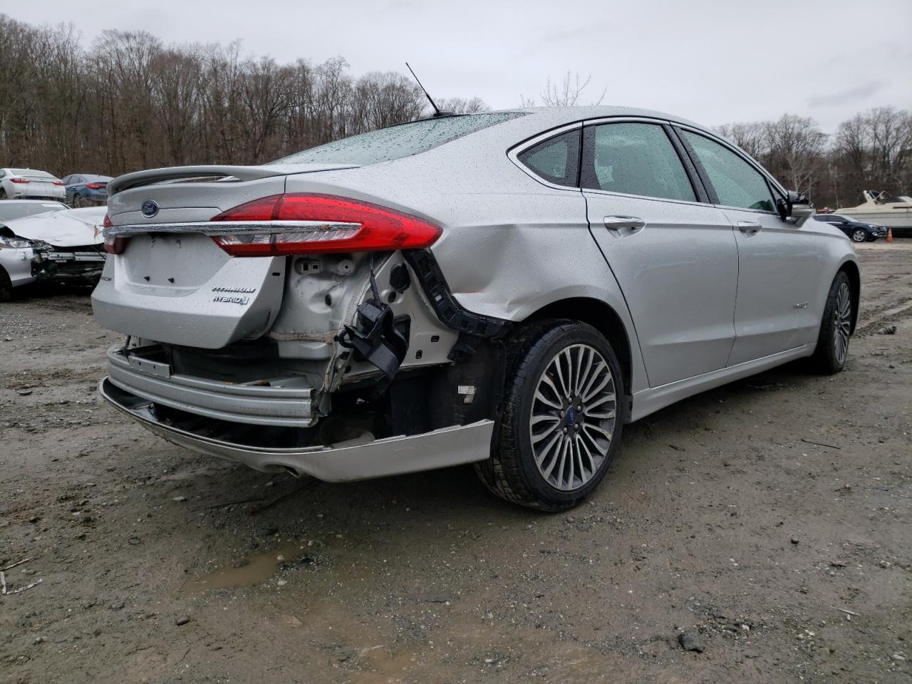 Photo 4 from auction – 2017 FORD FUSION TIT with VIN 3FA6P0RU8HR370867