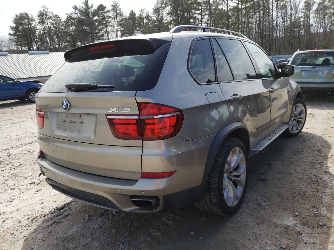 Photo 4 from auction – 2011 BMW X5 XDRIVE5 with VIN 5UXZV8C52BL419191