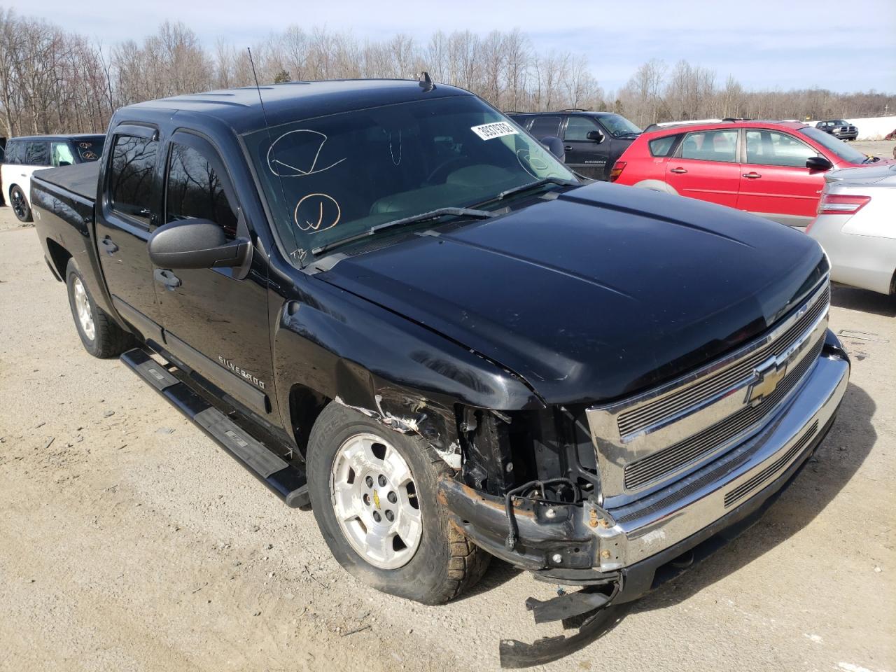 CHEVROLET SILVERADO 2011 with VIN 3GCPKSE39BG236782 - Photo from auction
