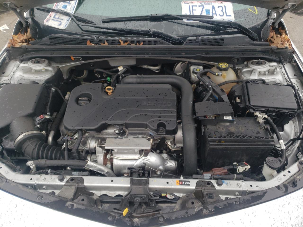 Photo 7 from auction – 2020 CHEVROLET MALIBU LT with VIN 1G1ZD5ST7LF005996