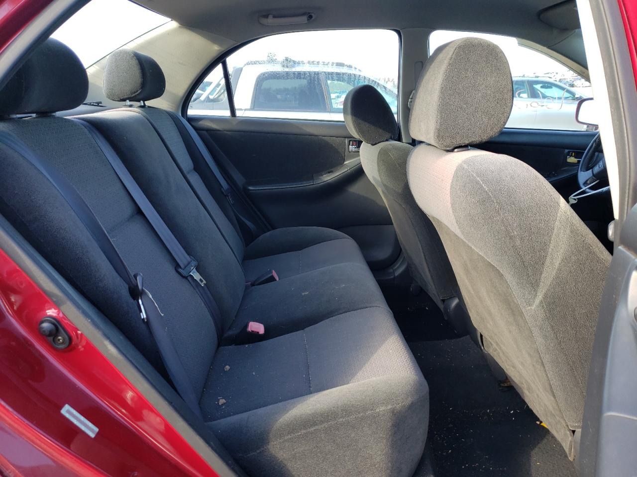 Photo 6 from auction – 2004 TOYOTA COROLLA CE with VIN 1NXBR32E44Z193434