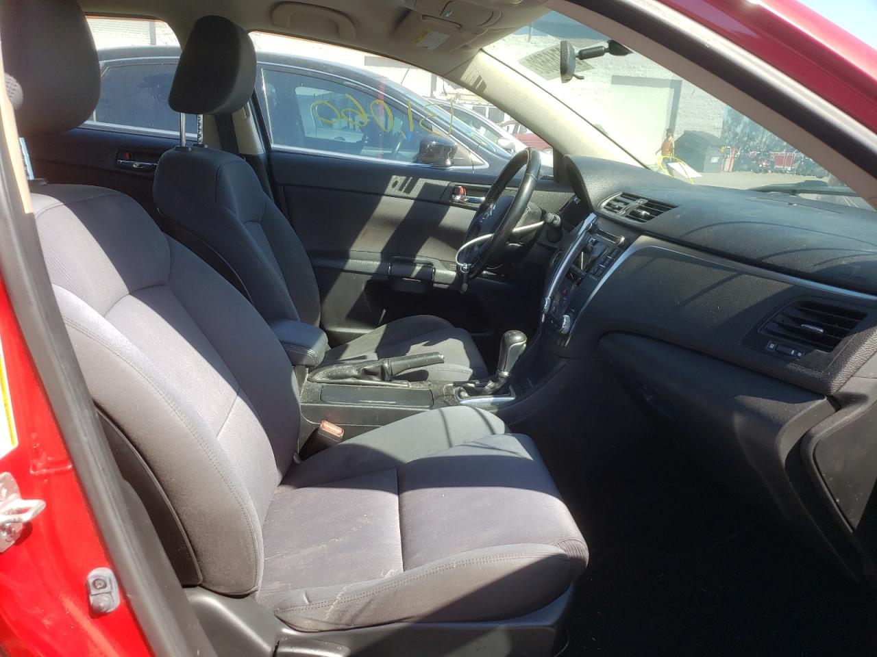 Photo 19 from auction – 2012 SUZUKI KIZASHI SE with VIN JS2RE9A34C6100146